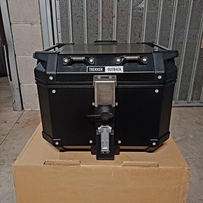 Bauletto GIVI Trekker Outback 42 litri + optional