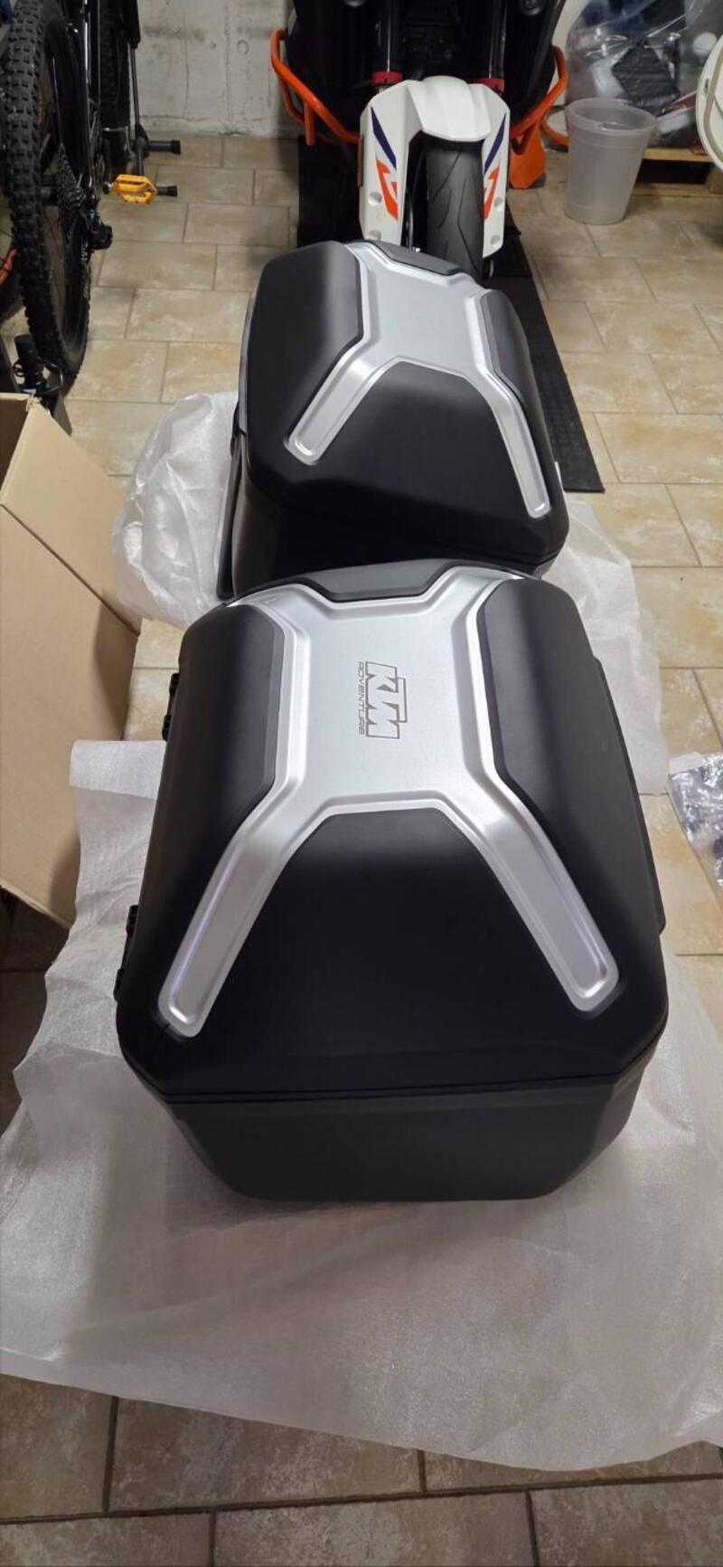 Valige Ktm 1290 Super Adventure (3)