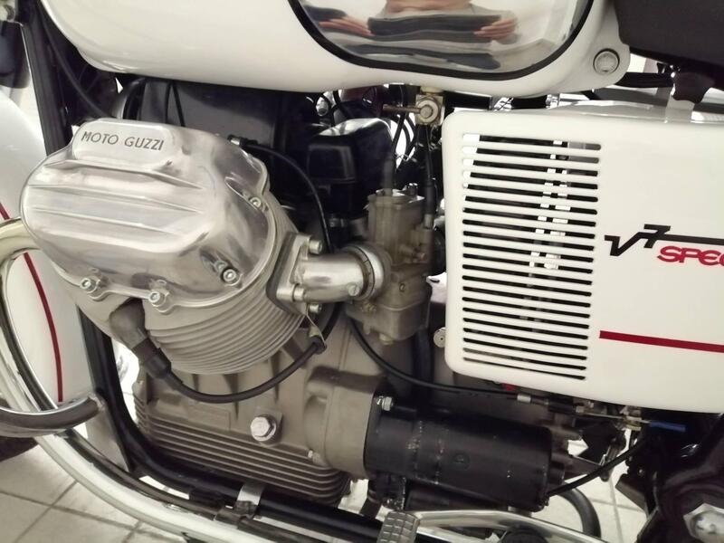 Moto Guzzi V 7 Special (11)