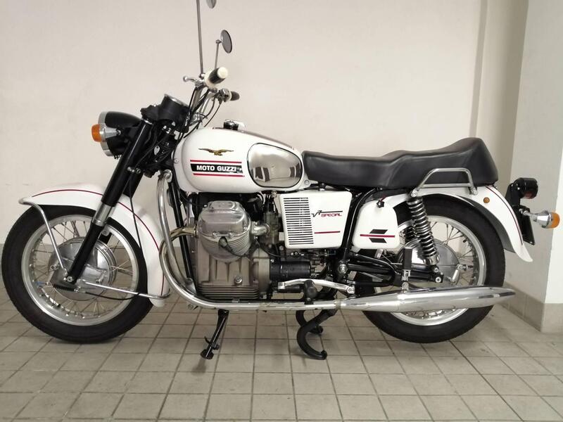 Moto Guzzi V 7 Special (13)