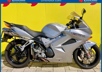 Honda VFR 800 (2002 - 05) - Annuncio 9996809