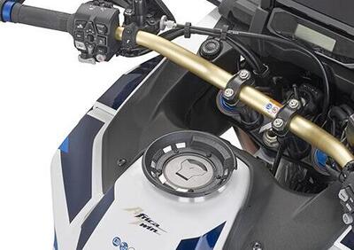 Flangia per borse serbatoio Givi BF25 - Annuncio 8978988