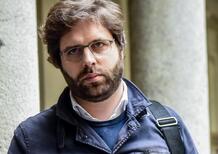 Barberis, Capo di Gabinetto di Sala a Milano, passa col rosso in scooter. Patente ritirata