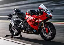 125 CV a meno di 11.000 euro: QJ sfida le sportive giapponesi con la SRK 800 RC